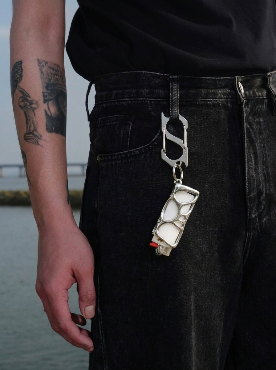 / Solarix / BIC J6 Sleeve with Carabiner Stainless Steel