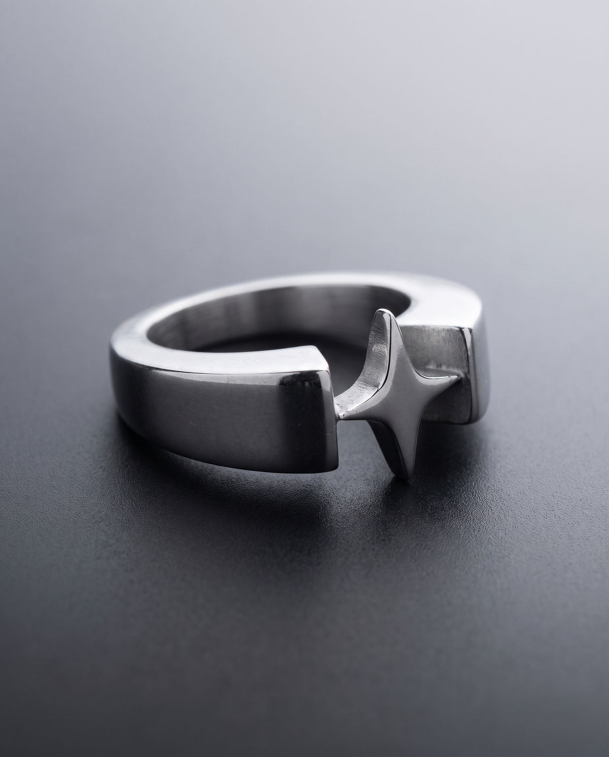 / North Star / Four-Point Ring Stainless Steel
